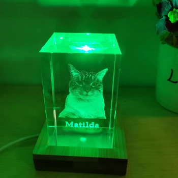 Crystal Ball Naktį šviesaus Medžio Bazės USB Šviesos Užsakymą Asmens Graviruoti Suvenyrų Crystal Cube